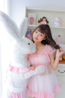 让村子里的精灵怀孕1